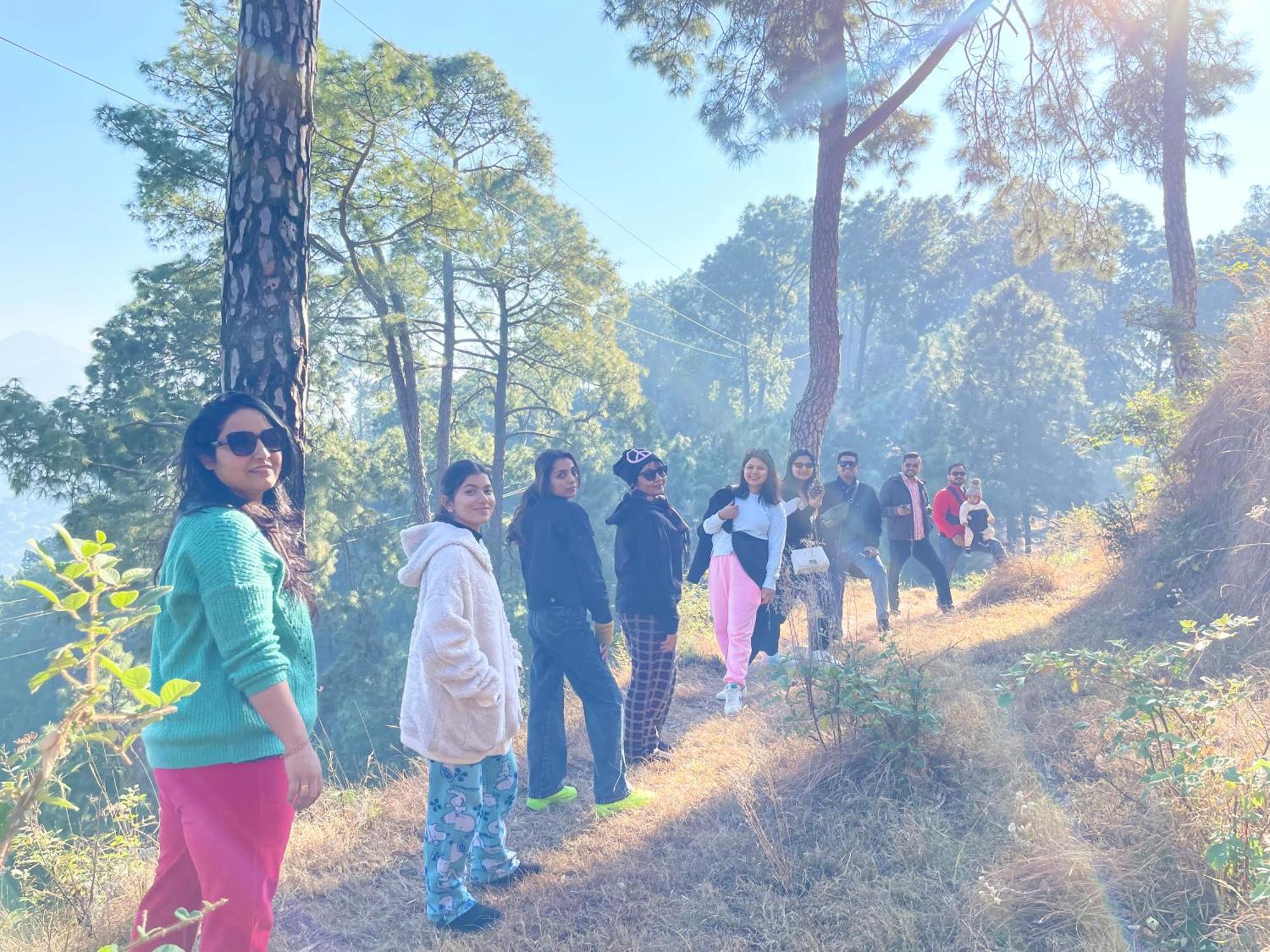 The Auriga 3Bhk Fully Entair Villa With Bonfire In Kasauli I Pvt Stay I Open Air Terrace I Kitchen Livingroom I Lawn Bonfire I Gaming Zone Zewnętrze zdjęcie