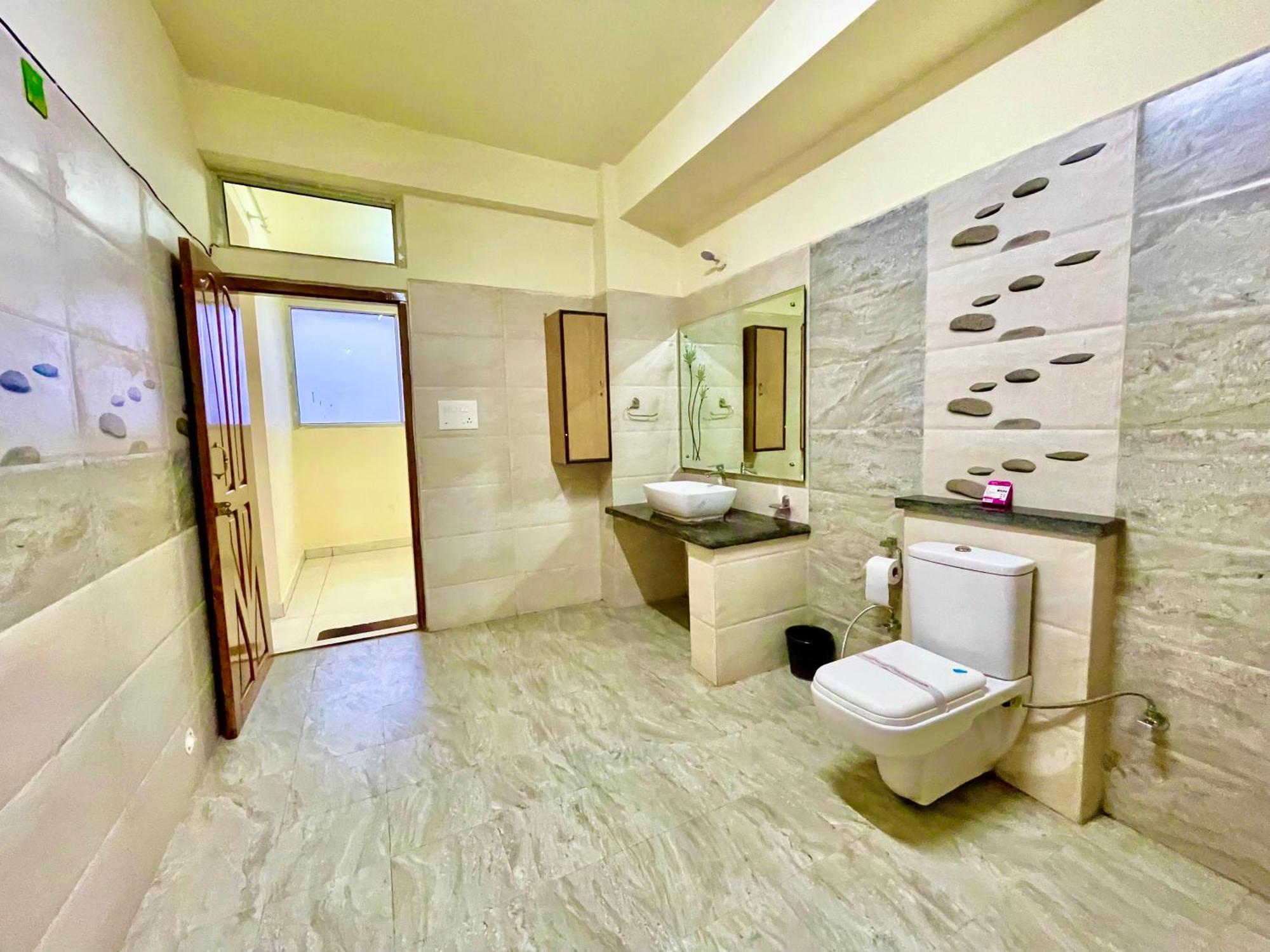 The Auriga 3Bhk Fully Entair Villa With Bonfire In Kasauli I Pvt Stay I Open Air Terrace I Kitchen Livingroom I Lawn Bonfire I Gaming Zone Zewnętrze zdjęcie