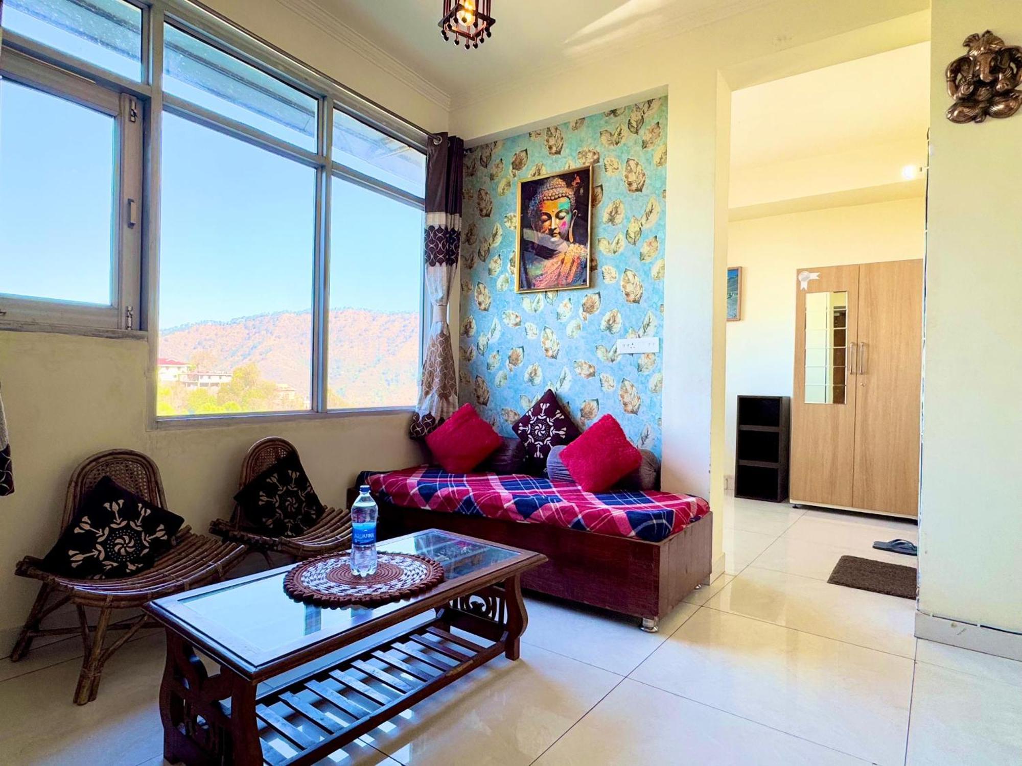 The Auriga 3Bhk Fully Entair Villa With Bonfire In Kasauli I Pvt Stay I Open Air Terrace I Kitchen Livingroom I Lawn Bonfire I Gaming Zone Zewnętrze zdjęcie